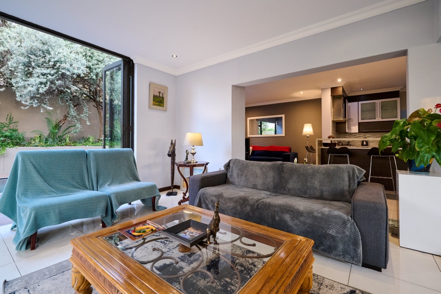 4 Bedroom Property for Sale in Waterfall Country Village Gauteng