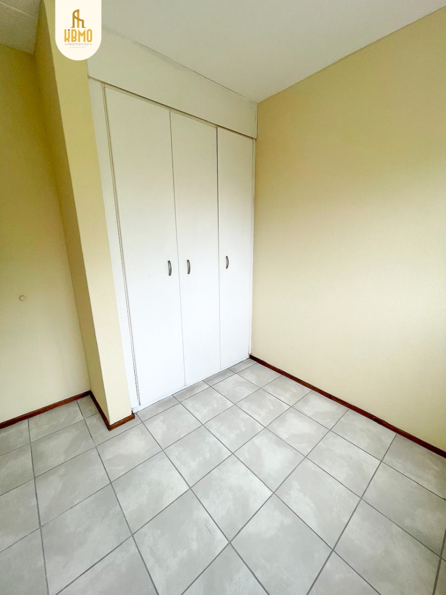 2 Bedroom Property for Sale in Halfway Gardens Gauteng