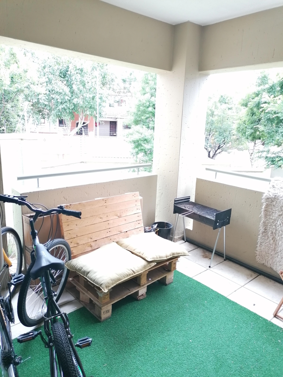 To Let 1 Bedroom Property for Rent in Broadacres Gauteng