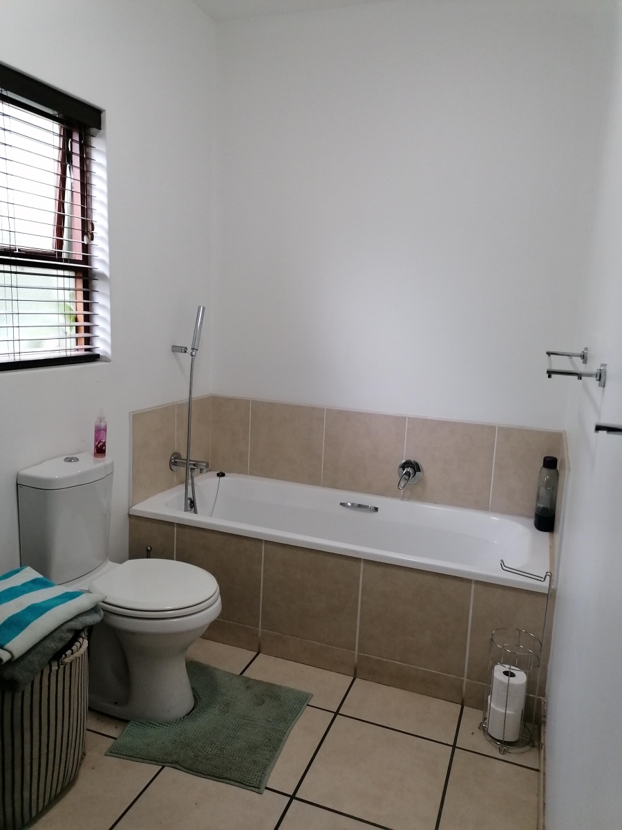 To Let 1 Bedroom Property for Rent in Broadacres Gauteng