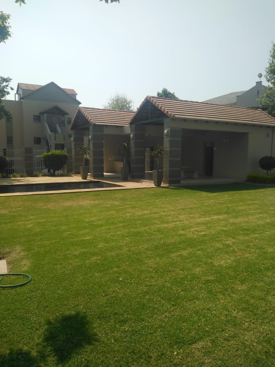 To Let 1 Bedroom Property for Rent in Broadacres Gauteng