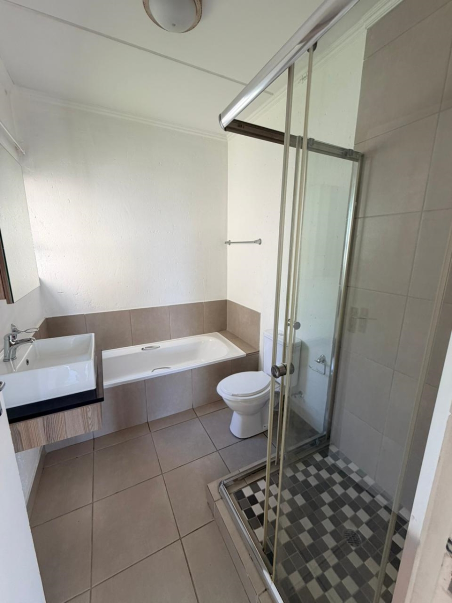 To Let 1 Bedroom Property for Rent in Beverley Gauteng