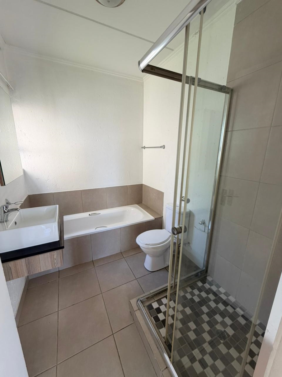 To Let 1 Bedroom Property for Rent in Beverley Gauteng