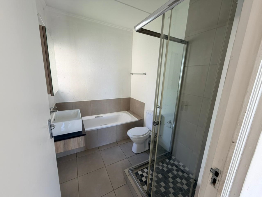 To Let 1 Bedroom Property for Rent in Beverley Gauteng