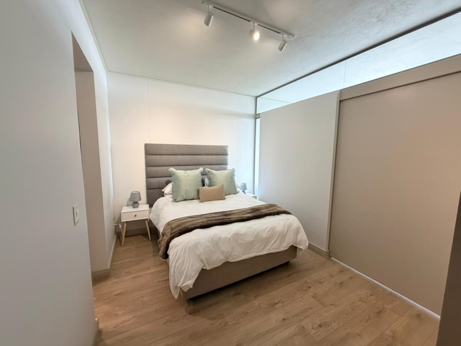 To Let 1 Bedroom Property for Rent in Rosebank Gauteng