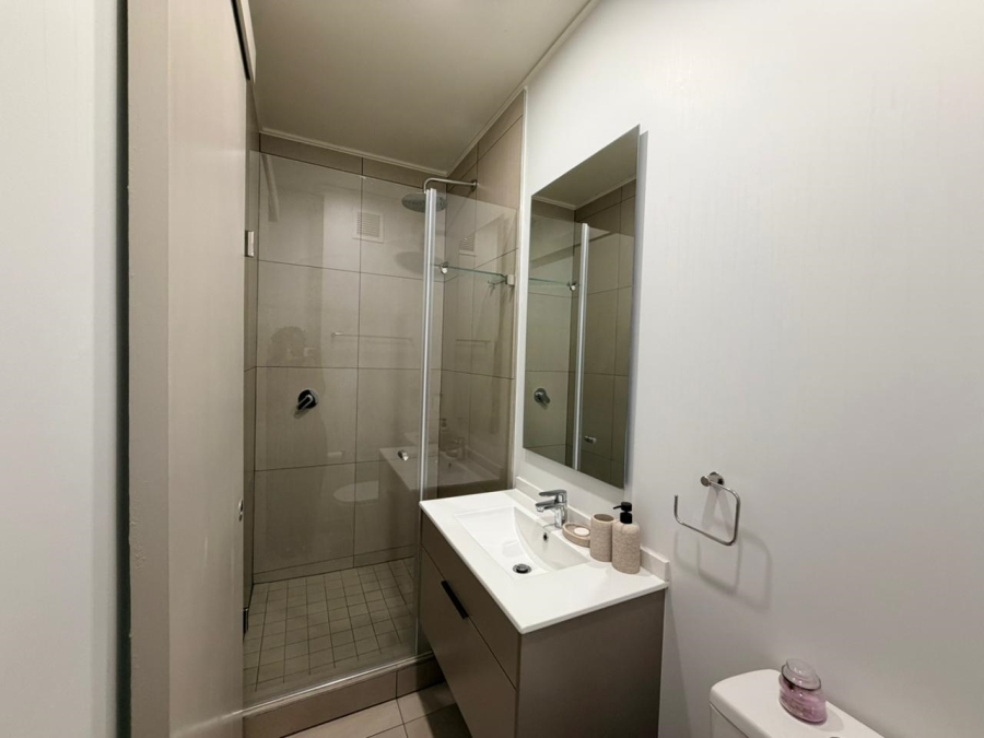 To Let 1 Bedroom Property for Rent in Rosebank Gauteng