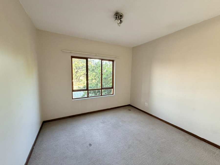 To Let 1 Bedroom Property for Rent in Broadacres Gauteng