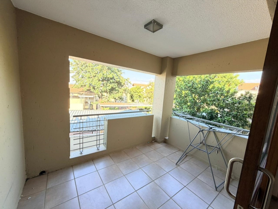 To Let 1 Bedroom Property for Rent in Broadacres Gauteng