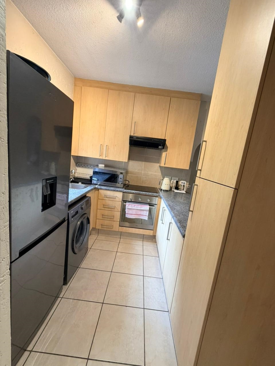 1 Bedroom Property for Sale in Lonehill Gauteng