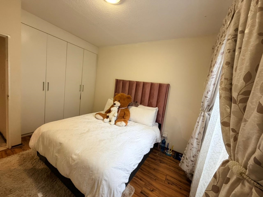 1 Bedroom Property for Sale in Lonehill Gauteng