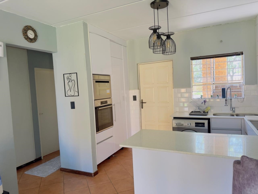 2 Bedroom Property for Sale in Honeydew Gauteng