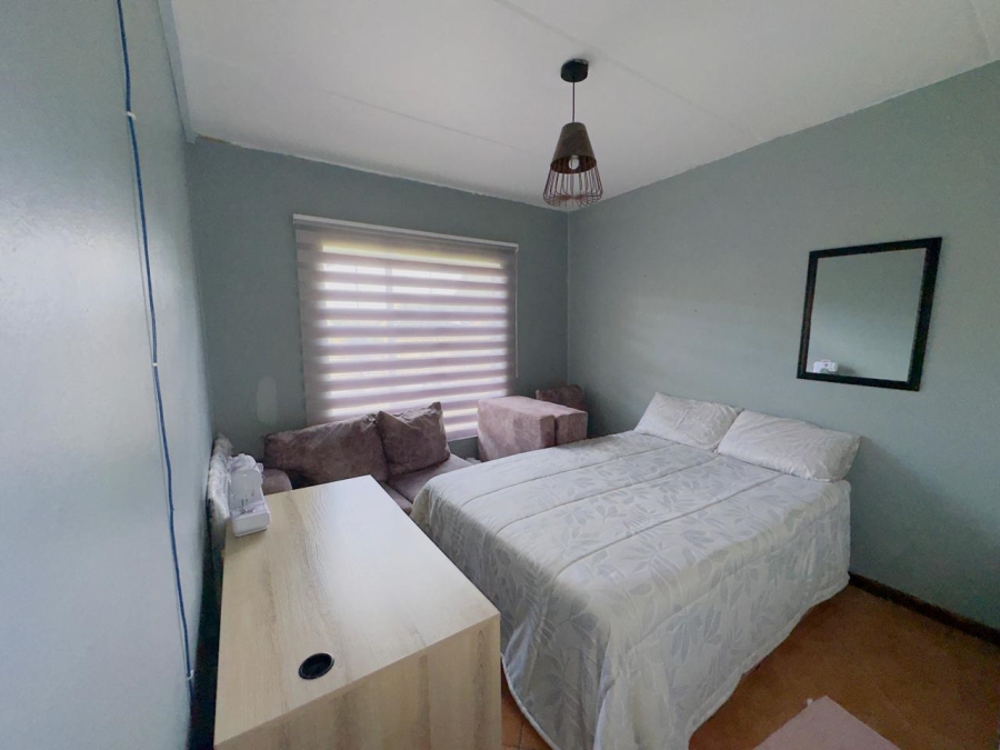 2 Bedroom Property for Sale in Honeydew Gauteng