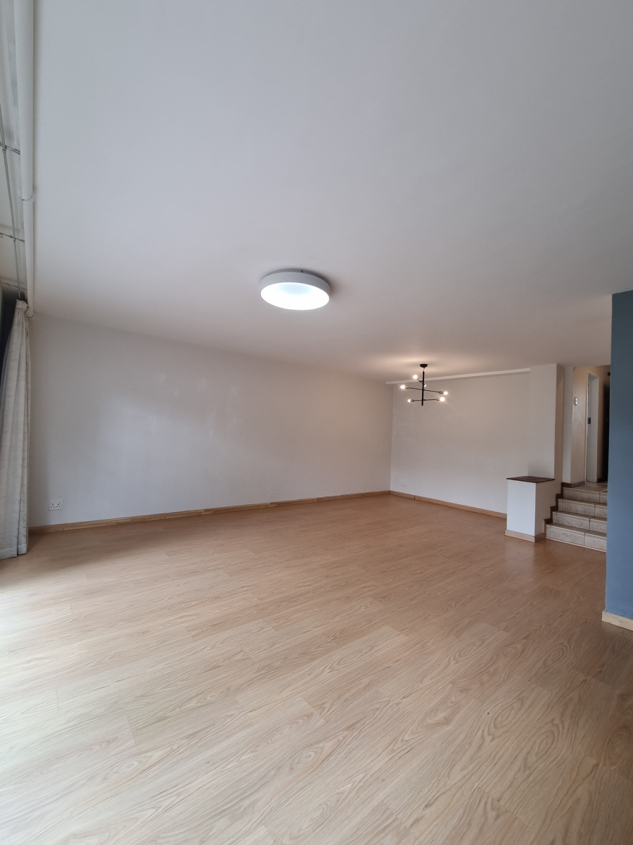 3 Bedroom Property for Sale in Atholl Gardens Gauteng