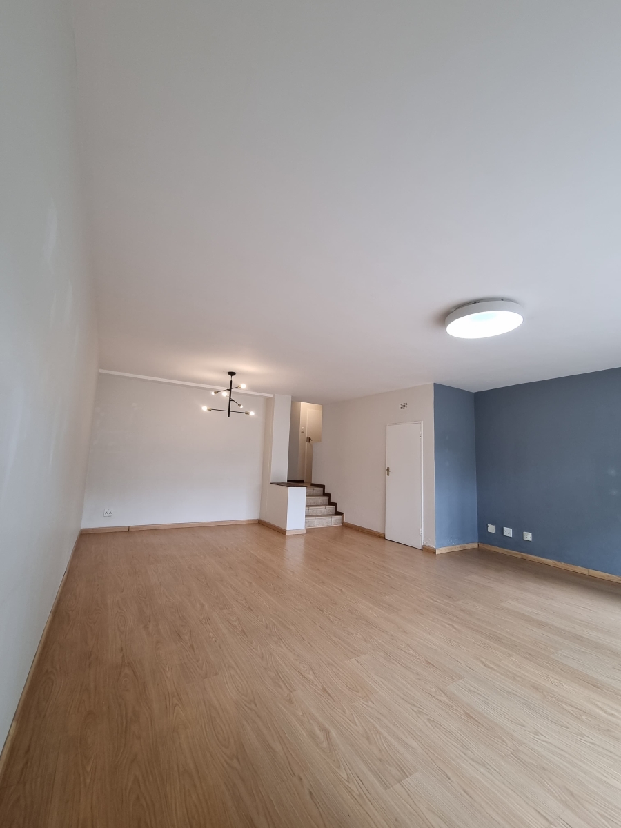 3 Bedroom Property for Sale in Atholl Gardens Gauteng