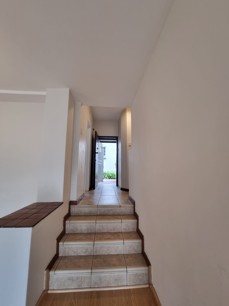 3 Bedroom Property for Sale in Atholl Gardens Gauteng