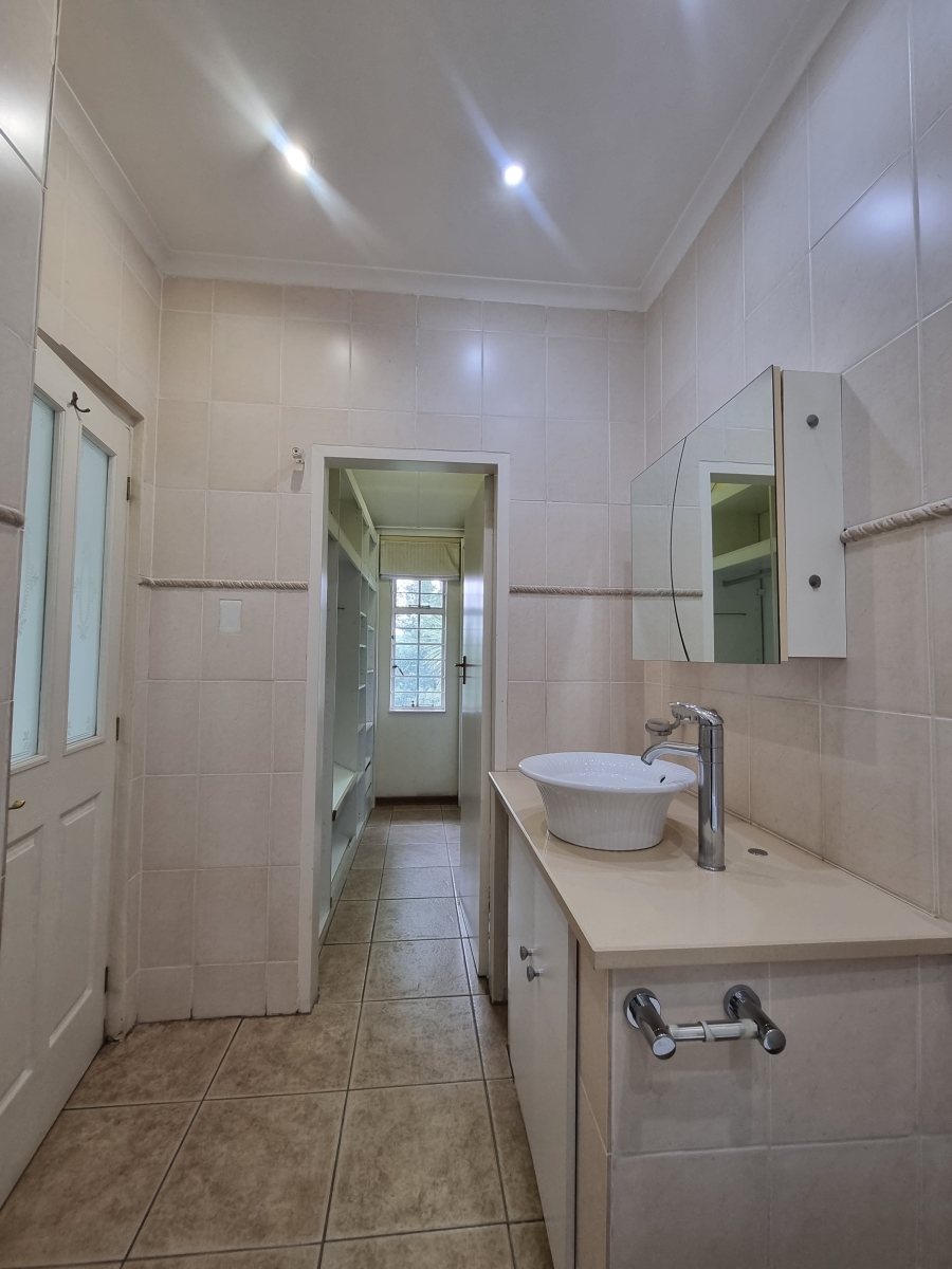 3 Bedroom Property for Sale in Atholl Gardens Gauteng