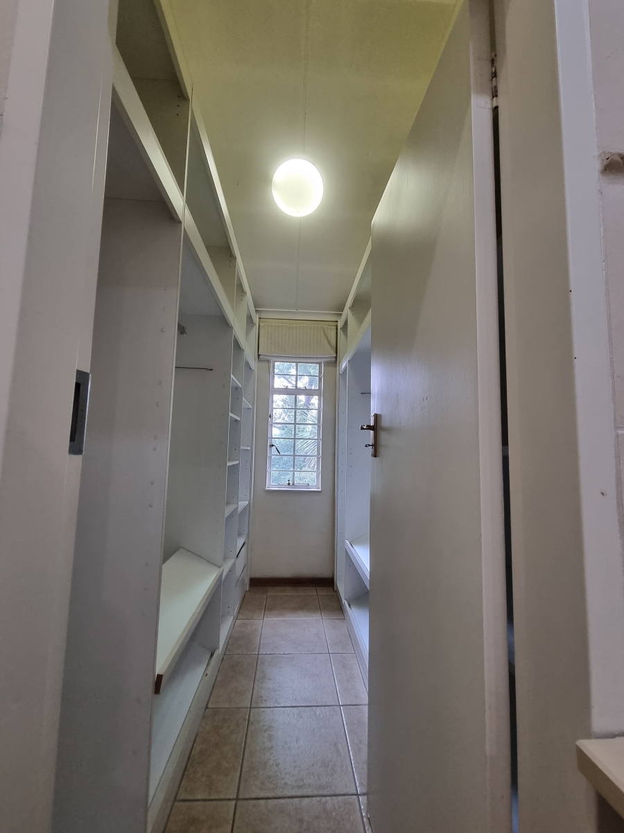 3 Bedroom Property for Sale in Atholl Gardens Gauteng