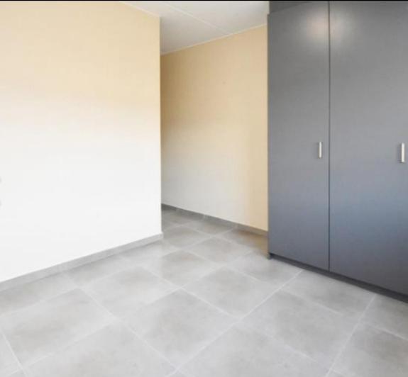 To Let 2 Bedroom Property for Rent in Vorna Valley Gauteng