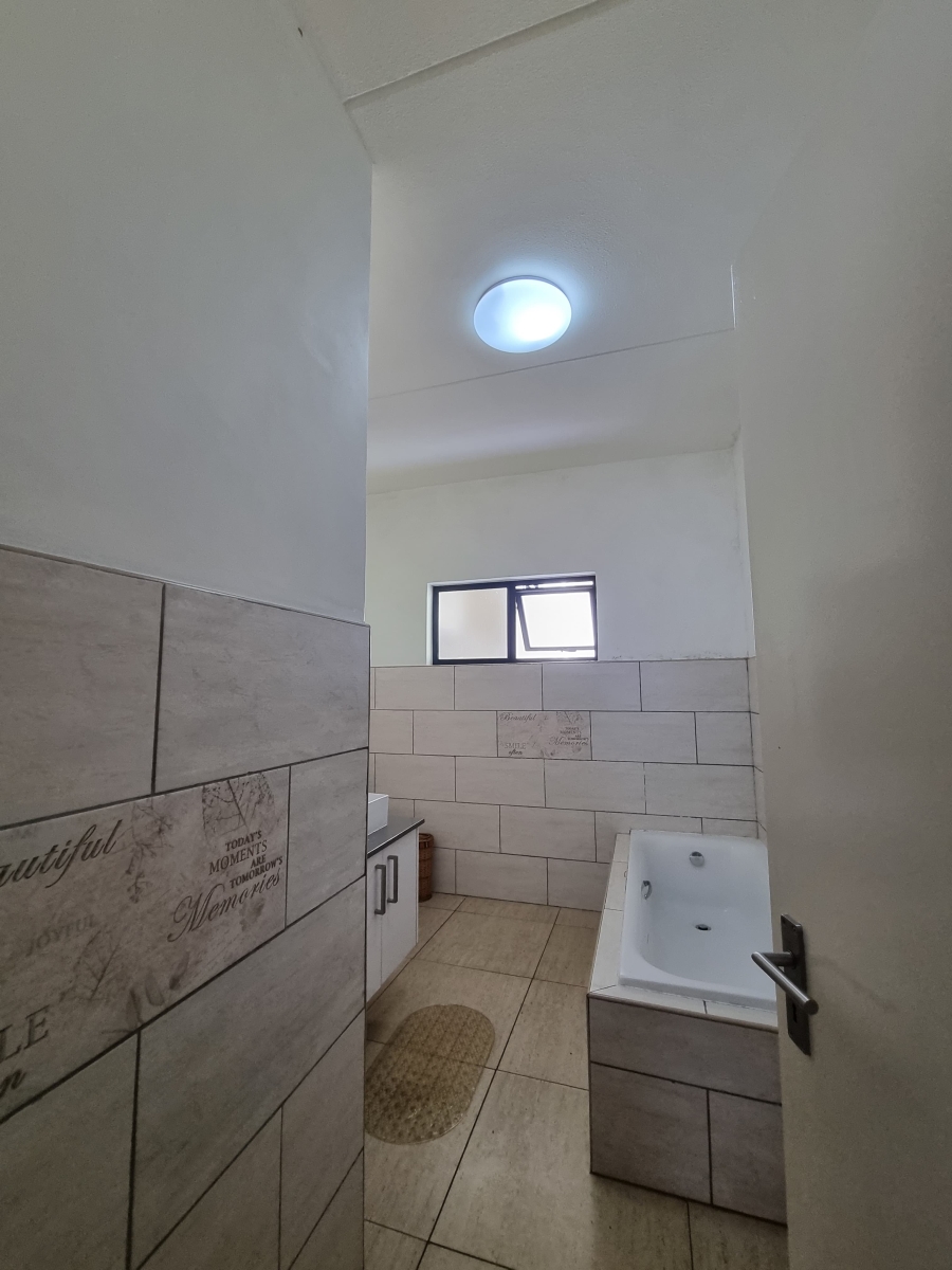 3 Bedroom Property for Sale in North Riding Gauteng