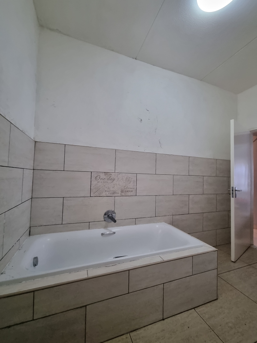 3 Bedroom Property for Sale in North Riding Gauteng