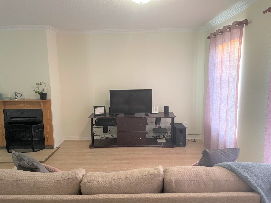 2 Bedroom Property for Sale in Sterrewag Gauteng