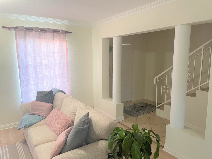2 Bedroom Property for Sale in Sterrewag Gauteng
