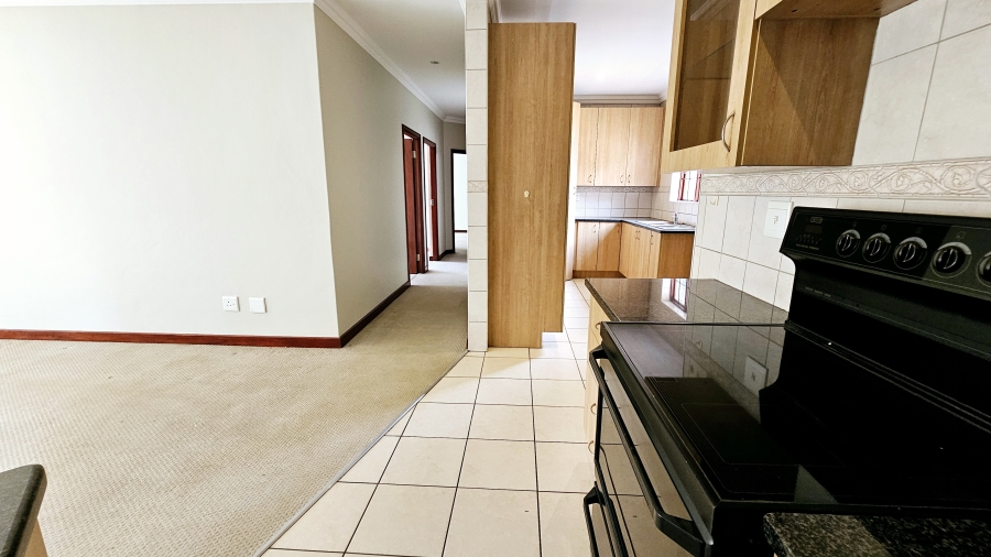 3 Bedroom Property for Sale in Featherwood Retirement Estate Gauteng
