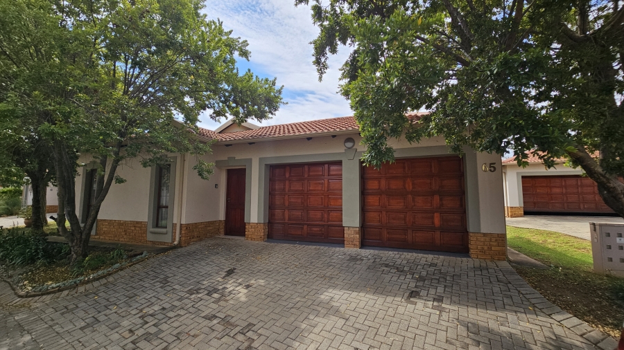 3 Bedroom Property for Sale in Featherwood Retirement Estate Gauteng