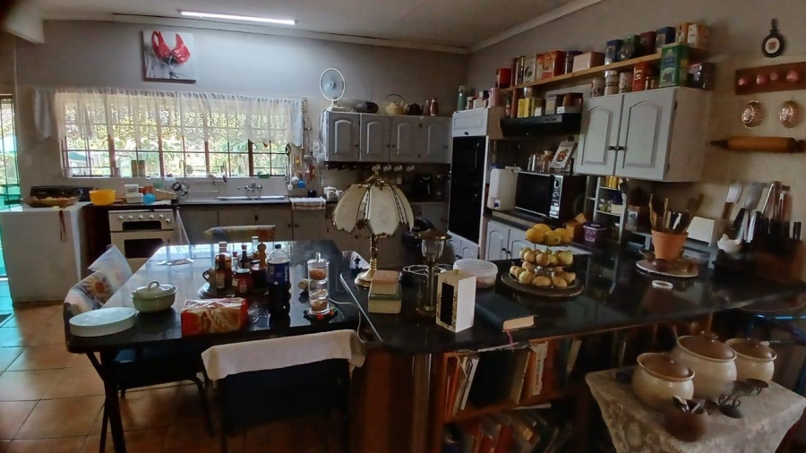 5 Bedroom Property for Sale in Vasfontein AH Gauteng