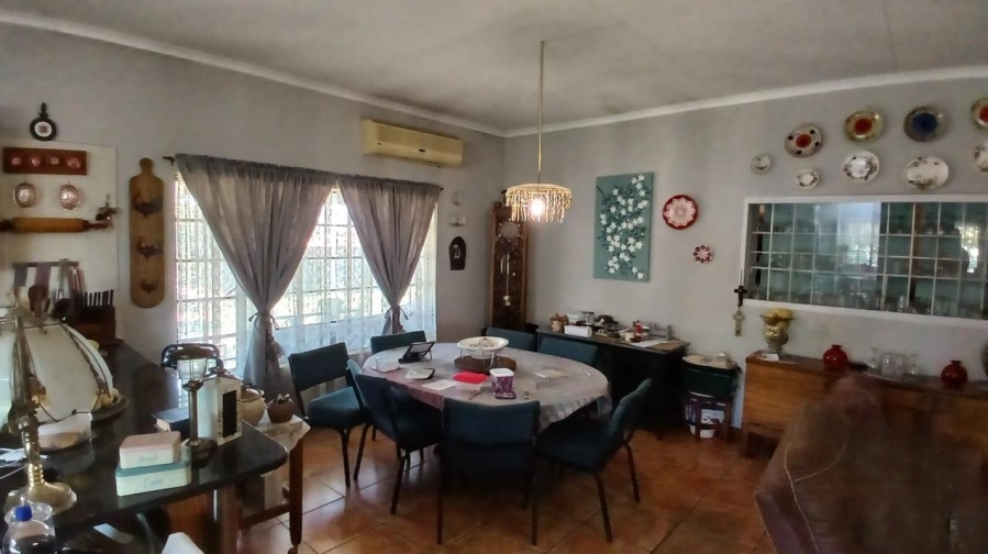 5 Bedroom Property for Sale in Vasfontein AH Gauteng