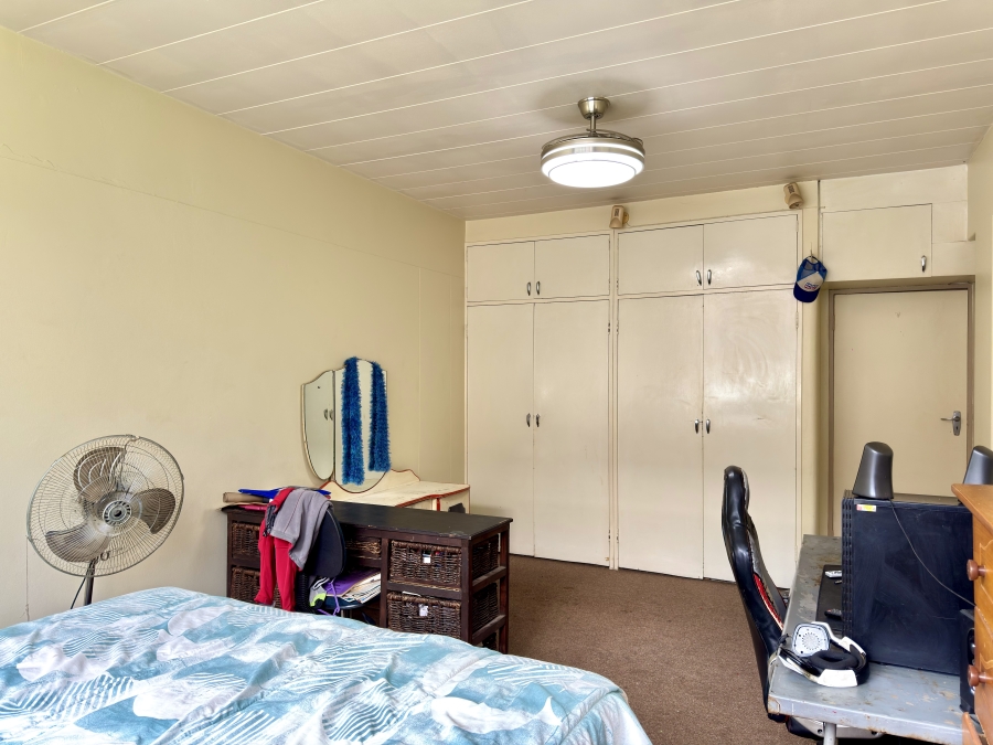 2 Bedroom Property for Sale in Waverley Gauteng