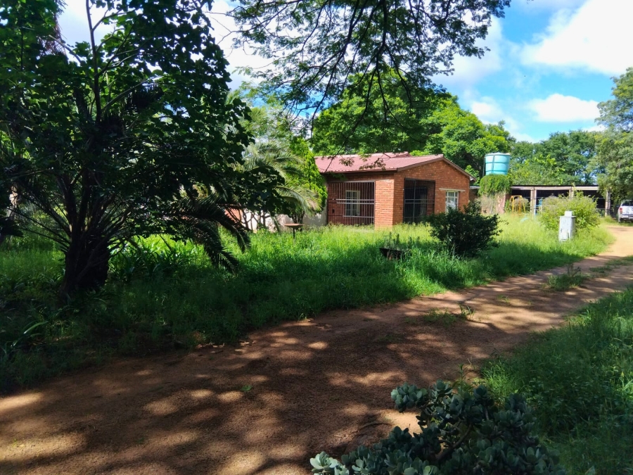 4 Bedroom Property for Sale in Lusthof Gauteng