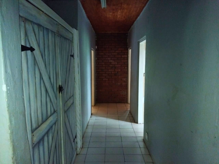 4 Bedroom Property for Sale in Lusthof Gauteng