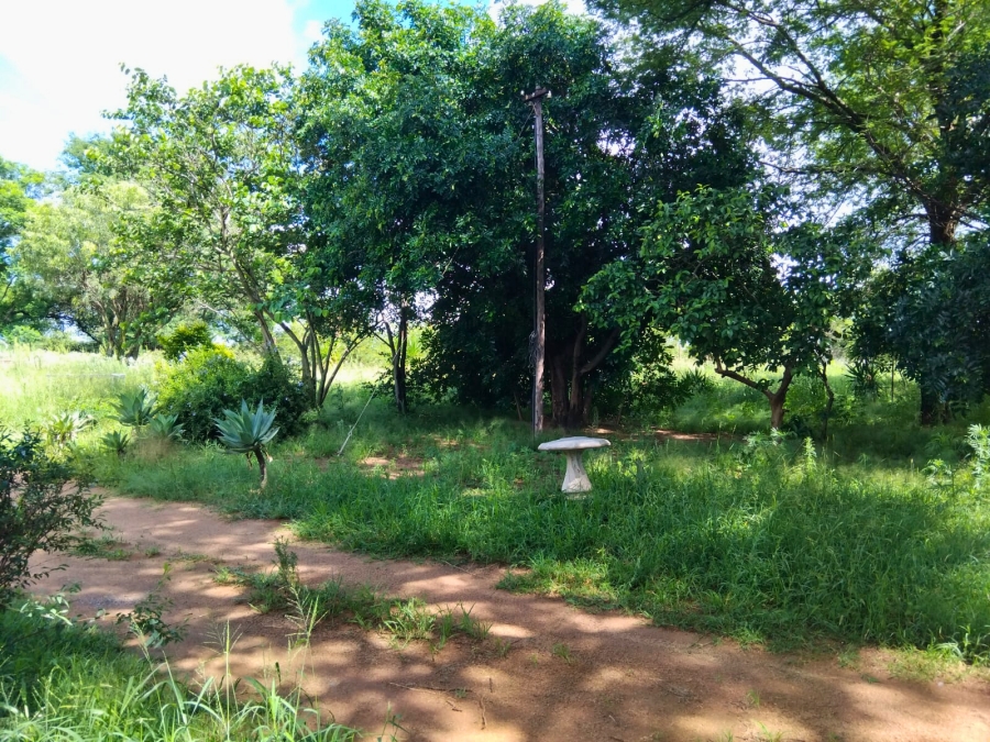 4 Bedroom Property for Sale in Lusthof Gauteng