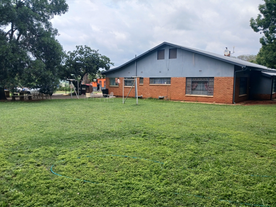 35 Bedroom Property for Sale in Waterval Ah Gauteng