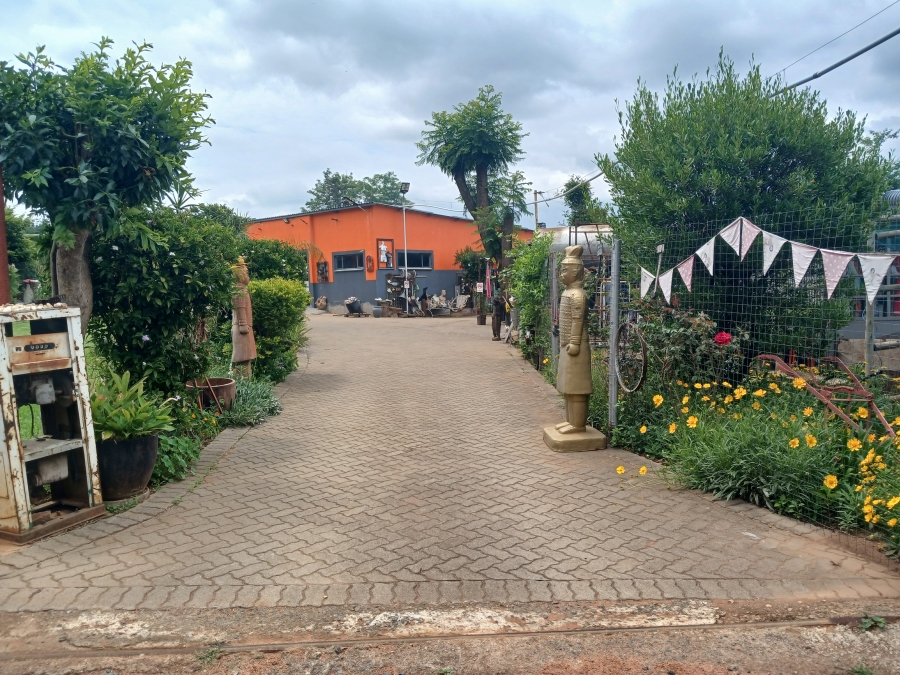 35 Bedroom Property for Sale in Waterval Ah Gauteng