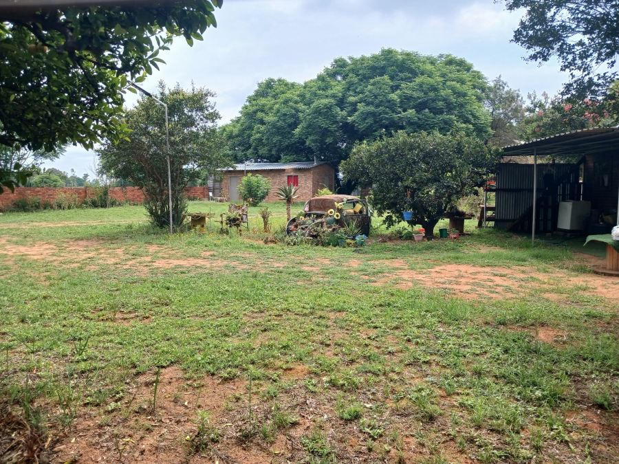 35 Bedroom Property for Sale in Waterval Ah Gauteng