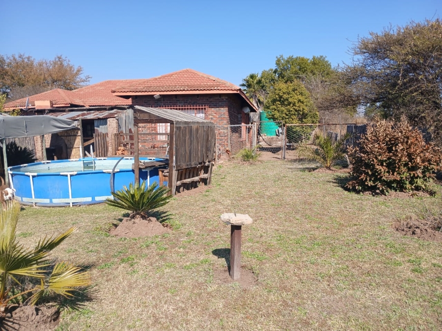 4 Bedroom Property for Sale in Vasfontein AH Gauteng