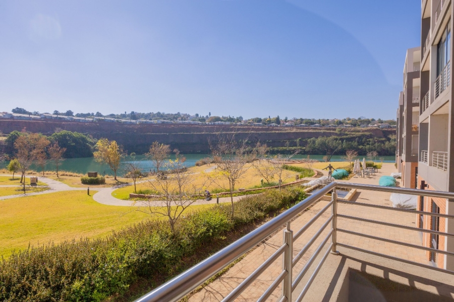 1 Bedroom Property for Sale in Waterkloof Ridge Gauteng