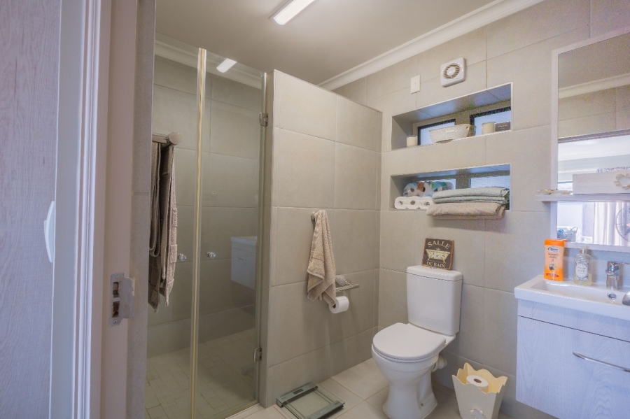 1 Bedroom Property for Sale in Waterkloof Ridge Gauteng