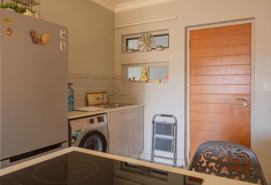 1 Bedroom Property for Sale in Waterkloof Ridge Gauteng