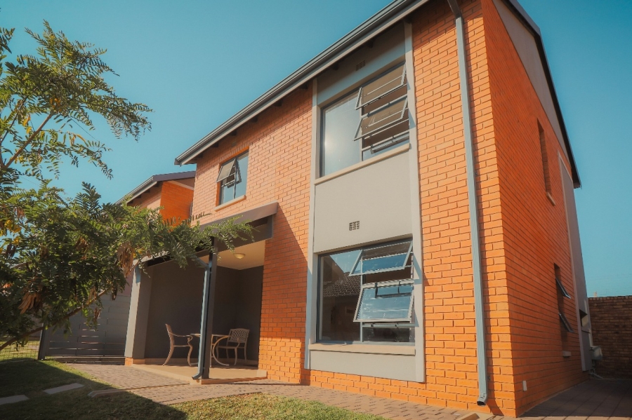3 Bedroom Property for Sale in Roodeplaat Gauteng