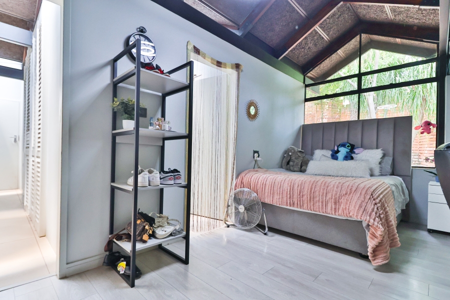 6 Bedroom Property for Sale in Lynnwood Gauteng