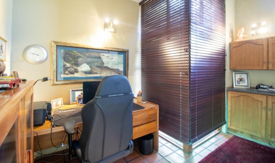 4 Bedroom Property for Sale in Moreleta Park Gauteng