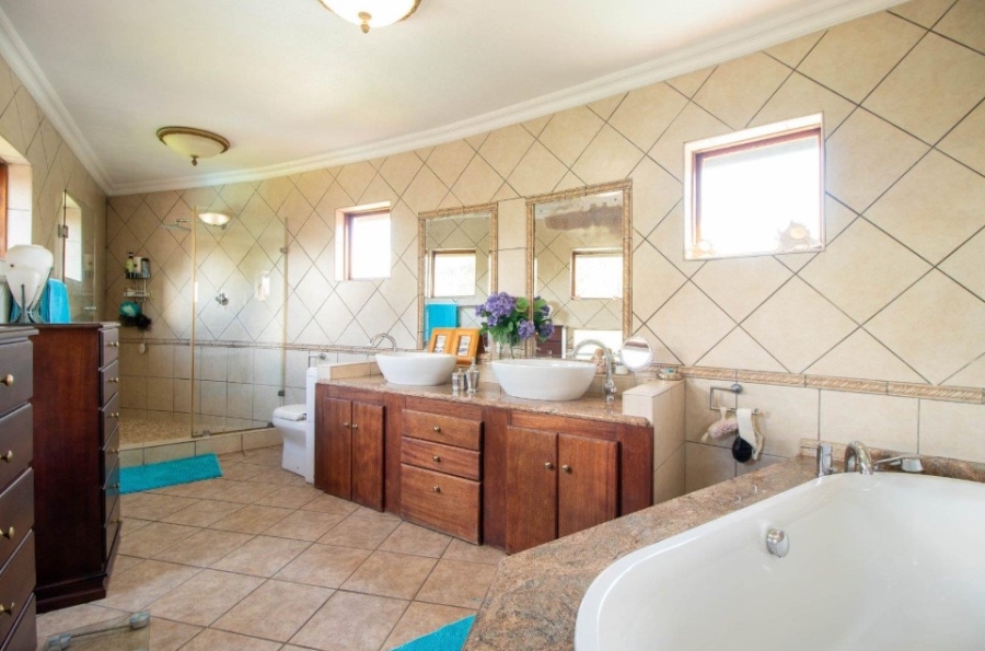 4 Bedroom Property for Sale in Moreleta Park Gauteng