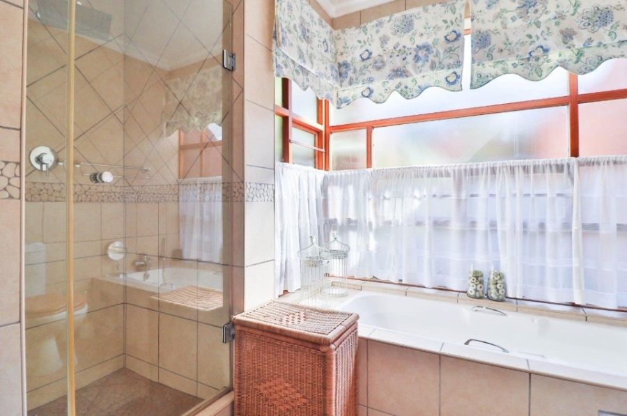 4 Bedroom Property for Sale in Moreleta Park Gauteng