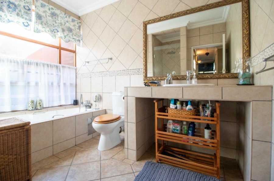 4 Bedroom Property for Sale in Moreleta Park Gauteng