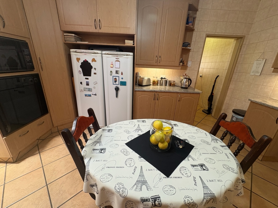 6 Bedroom Property for Sale in Wolmer Gauteng