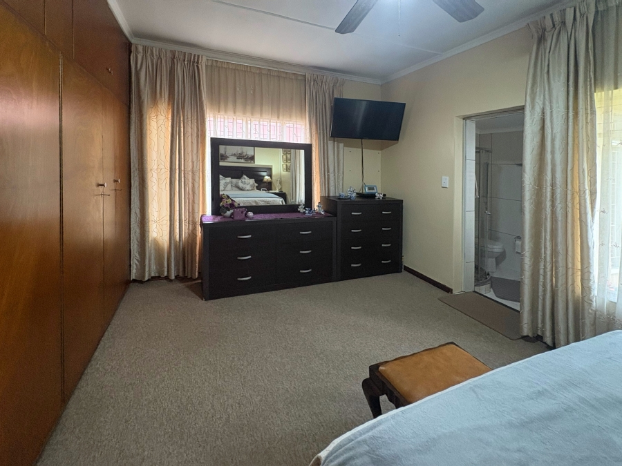 6 Bedroom Property for Sale in Wolmer Gauteng