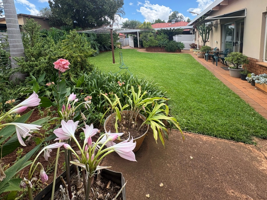 6 Bedroom Property for Sale in Wolmer Gauteng